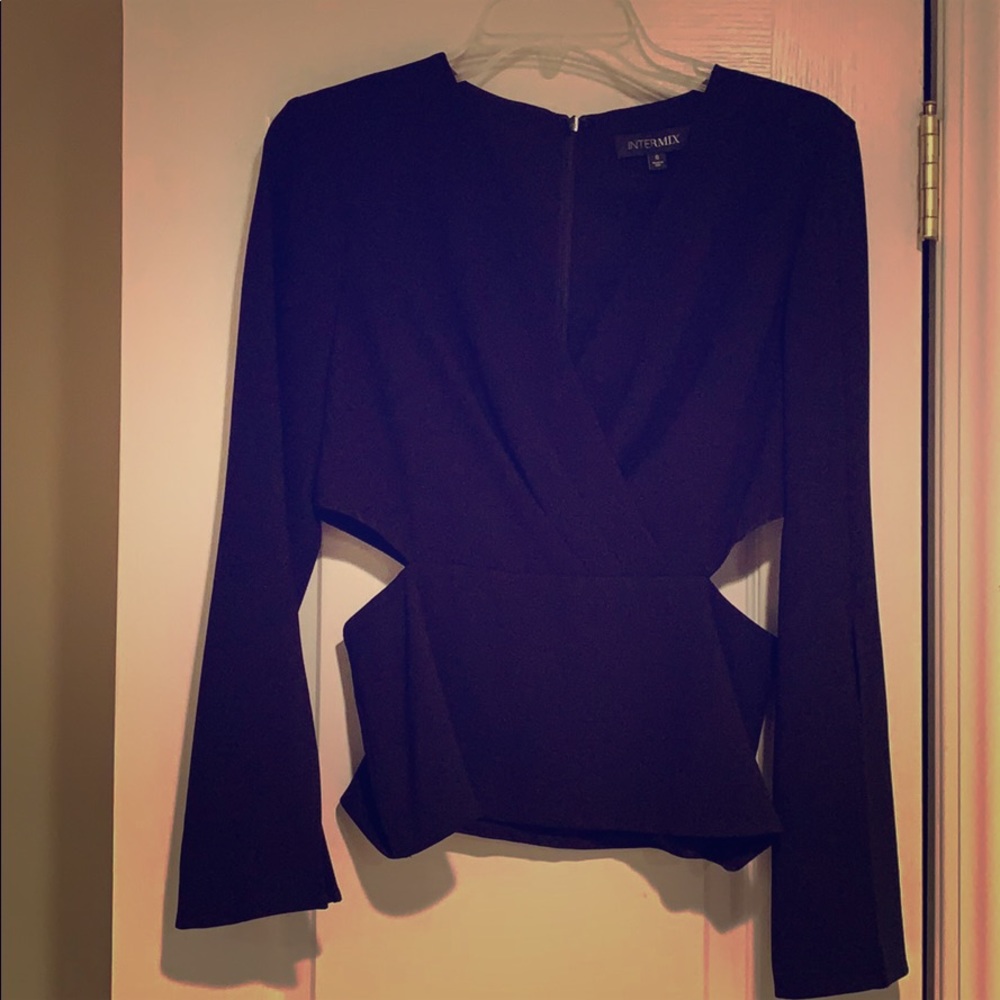 Wrap front top